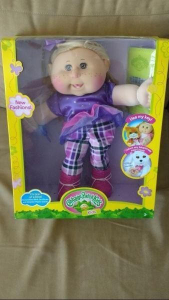 NEW, ORIGINAL Cabbage Patch Kids Doll - CLASSIC, POPULAR American Doll, Top Seller, World Famous