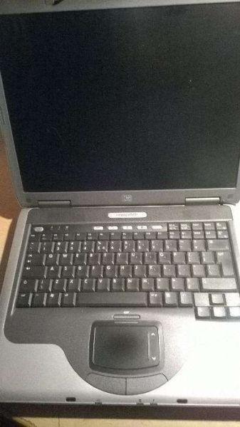 Laptop HP Compaq nx9020
