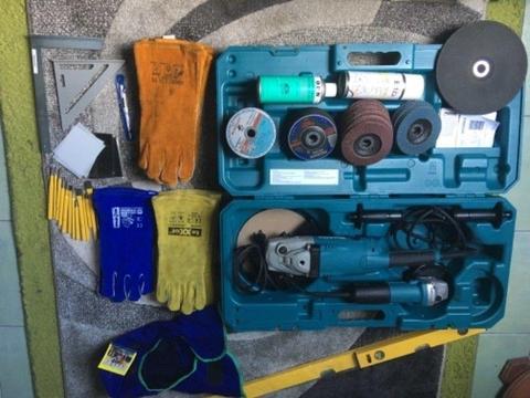 Zestaw Makita plus wiele dodatków Okazja!