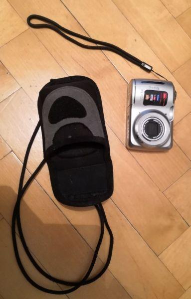 Kodak Easyshare C195 (14 megapikseli, karta SD 4GB)