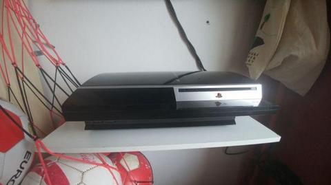 Sprzedam PS3 2 pady + gry Fifa 08 do 15