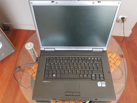Notebook Laptop FUJITSU ESPRIMO v5555