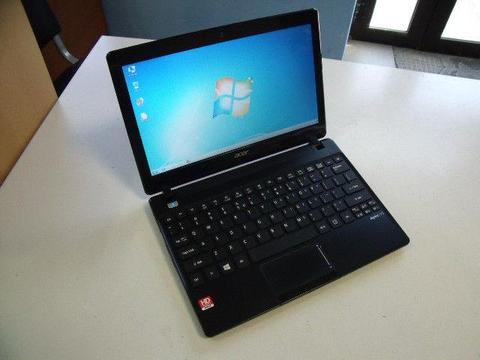 Lekki i niewielki laptop ACER V5-121, 2x1Ghz, 2GB DDR3, HDD 320 GB, Windows 7