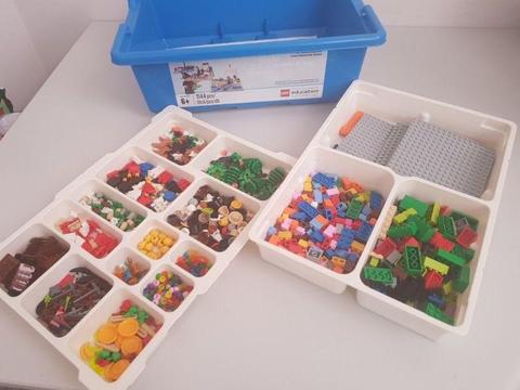 Zestaw klocków Lego Education Lego Story Starter do nauki języków i przedmiotów humanistycznych