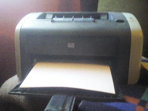 HP LaserJet 1010 najmniejsza drukarka Używana Sprawna 100%