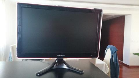 Monitor 22 cale Samsung SyncMaster BX2235