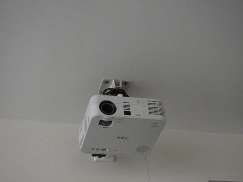 Rzutnik, projektor NEC VE280X