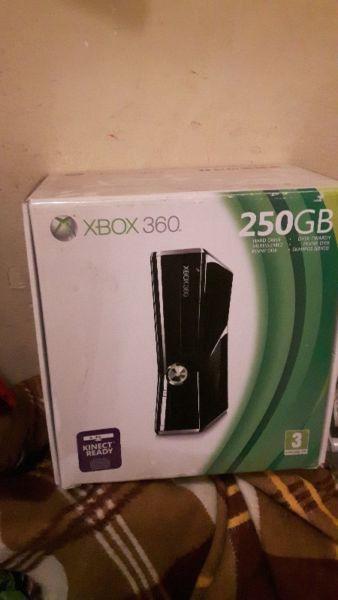 Xbox 360 + kinect + pad + 40 gier +gratis