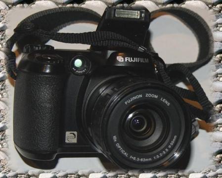 Fuji FinePix S5600 cyfrowy kompakt