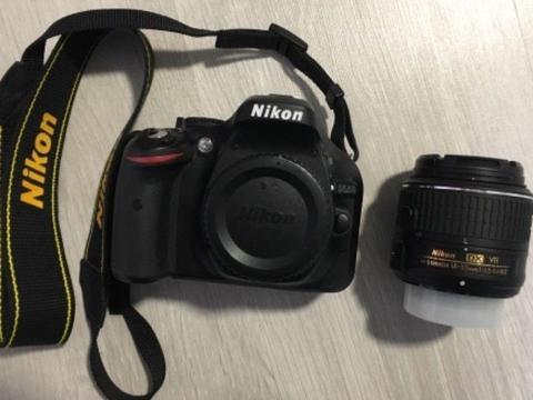 Lustrzanka Nikon D5200 zestaw z 2 obiektywami