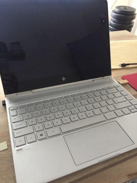 Laptop hp spectre 13 X360 i7 7500U 8GB 128GB FHD W10