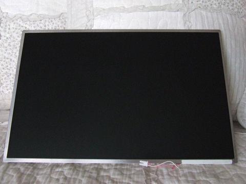 Matryca LCD 15,4cala 30pin 1280x800 stan idealny