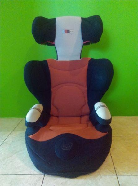 Markowy Fotelik samochodowy Bebe Confort Hipsos Safe Side 15-36 Kg