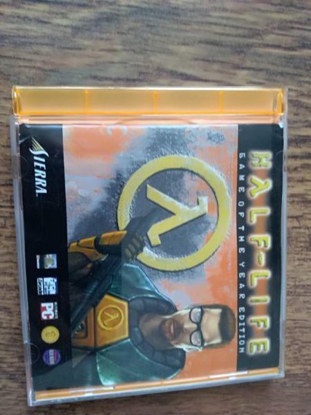 Half Life: Game Of The Year Edition Sierra Studios [PC 1999]
