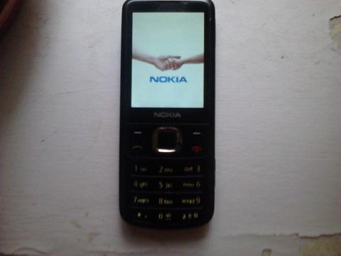 Oryginalna Nokia 6700 bez simlocka nr7
