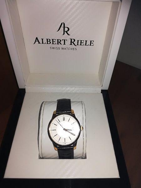 Sprzedam piękny i elegancki zegarek damski ALBERT RIELE CONCERTO
