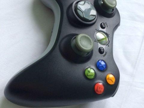 Oryginalny pad Xbox 360 bezprzewodowy