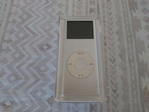 iPod nano 2GB srebrny, zadbany