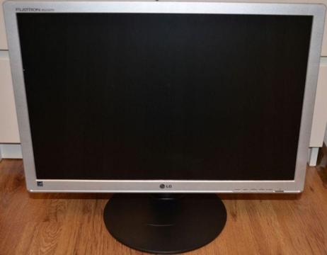 Monitor Panorama LG 22 cale z głośnikami do telewizji i komputera