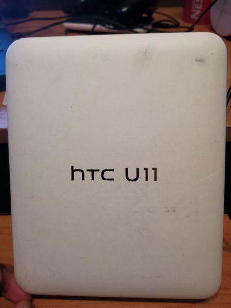Sprzedam HTC U11 prawie nowy