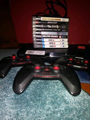 Ps3 250GB + 9 gier + 3 pady