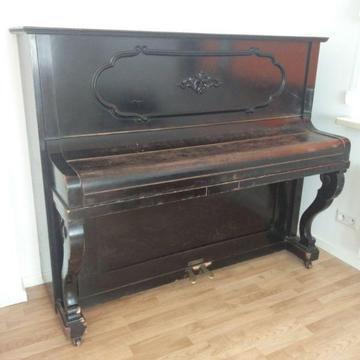 Sprzedam zabytkowe pianino, piękny dźwięk