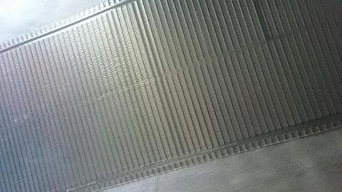 Aluminiowy kosz dachowy Brass i Ivt