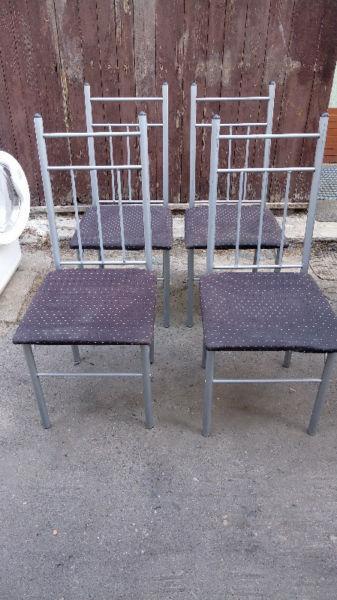 Krzesła ogrodowe metalowe tapicerowane cztery szt