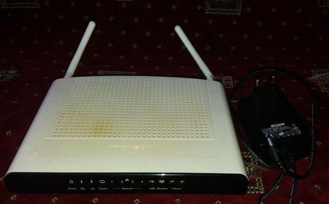 Modem router Thomson TWG870UG -VoIP/ WiFI |10/100/1000 Base-T LAN, USB
