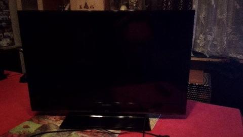 TV SHARP 32 CALE MODEL LC-32LE244E FULL HD