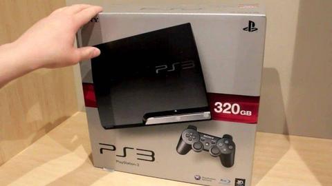 PS3 slim 320GB + 2 pady + GRA