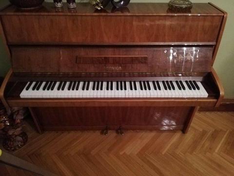 sprzedam pianino