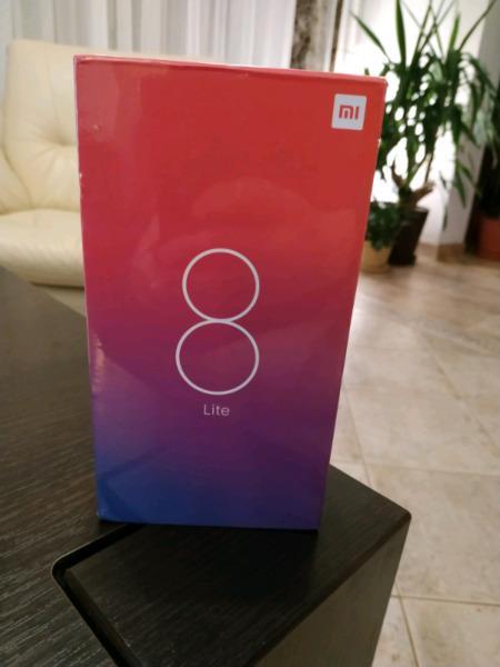 Nowy smartphone Xiaomi Mi 8 Lite 4/64 - Niebieski