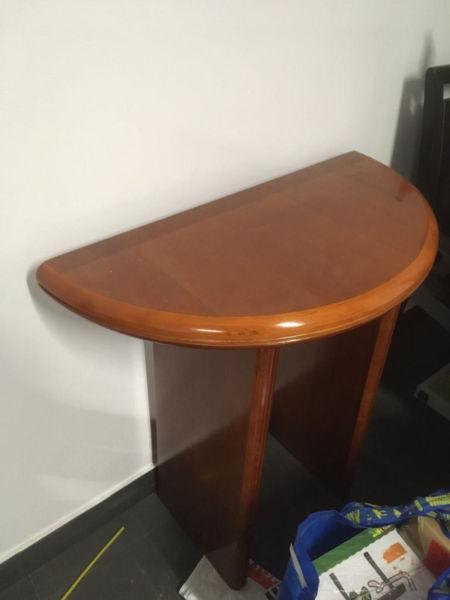 stół półokrągły stolik lakier połysk zadbany