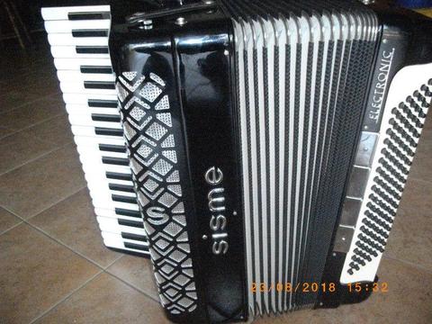 Sprzedam akordeon włoskiej firmy Sisme 120 b
