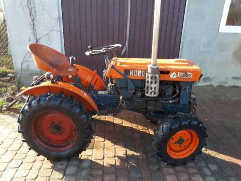 Kubota B 6000