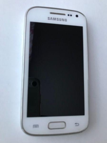 Samsung Galaxy Ace 2 (I8160), 4 GB, 768 MB RAM, Dual-Core