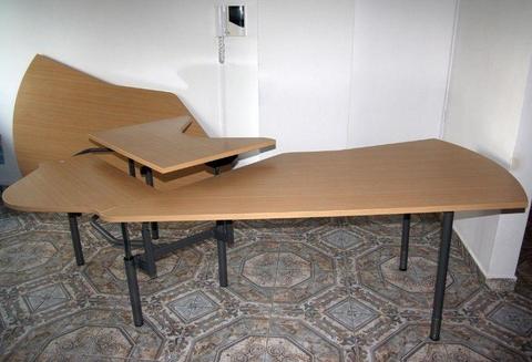Biurko profesjonalne trzy segmentowe idealne do biura . Mało używane