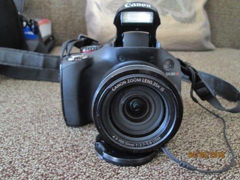 Canon SX 30 IS : SX 200 IS