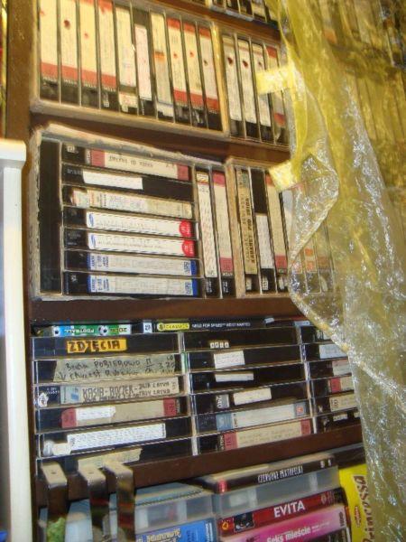 Kasety VHS około tysiac kaset nagrywane i NOWE 240 minut