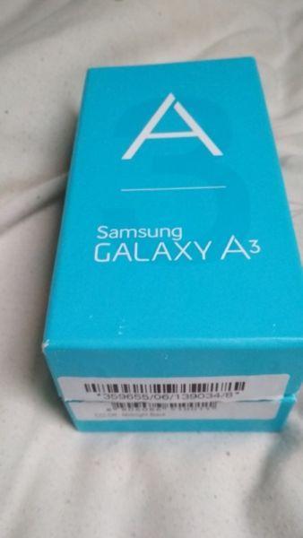 Telefon komórkowy Samsung Galaxy A3 (SM-A300F)
