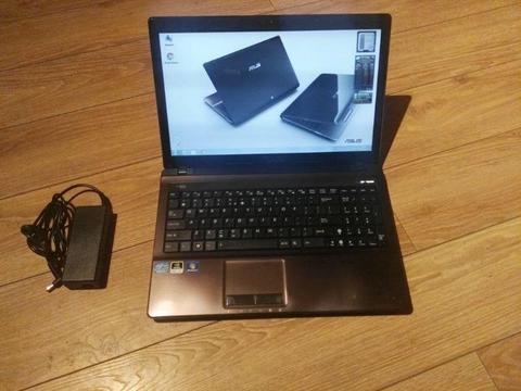 Asus Aluminiowy led 15.6