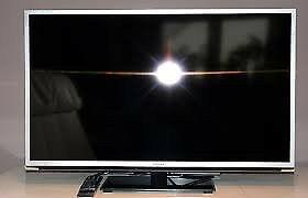 Sprzedam telewizor Toshiba 40TL938G /uszkodzony w okresie gwarancji/