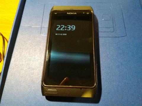 Nokia N8 komplet zachowany w 100% w stanie bdb UNIKAT