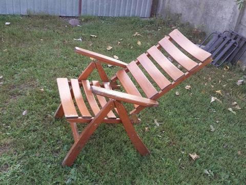 Drewniane krzesło składane ogrodowe z regulacjami