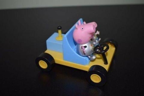 Samochód Świnka Peppa i ksieżycowy pojazd