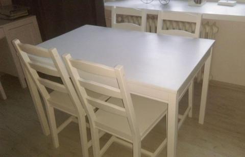 Stół Sundvik i cztery krzesła IKEA
