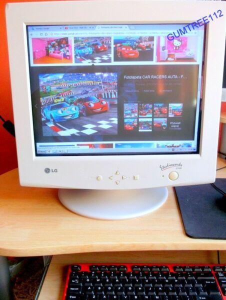 MONITOR JAK CZOŁG NIE DO ZDARCIA ,, LG E 700 B