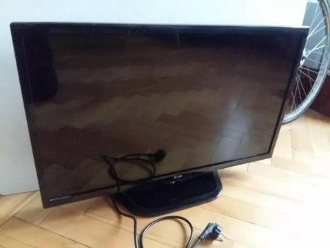 Telewizor LG 32LN5400 FullHD tanio działa idealnie