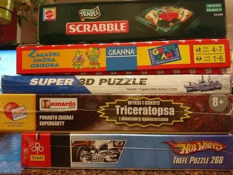 zestaw gier i puzzli